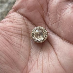 14k gold Classic elegance charm